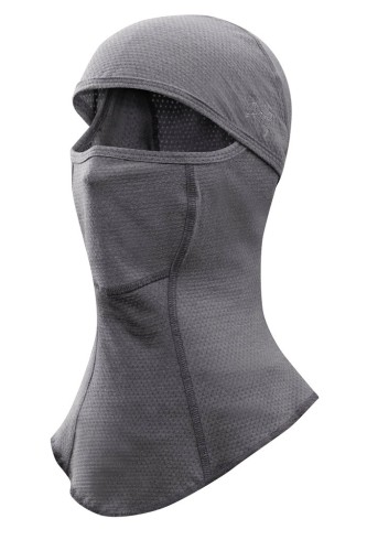 Szara kominiarka taktyczna z oddychającego materiału, dopasowana do kształtu głowy, przeznaczona dla służb mundurowych i wojska.