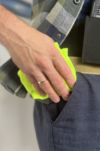 Czapka w kolorze fluorescencyjnym – model HI-VIZ operacyjny