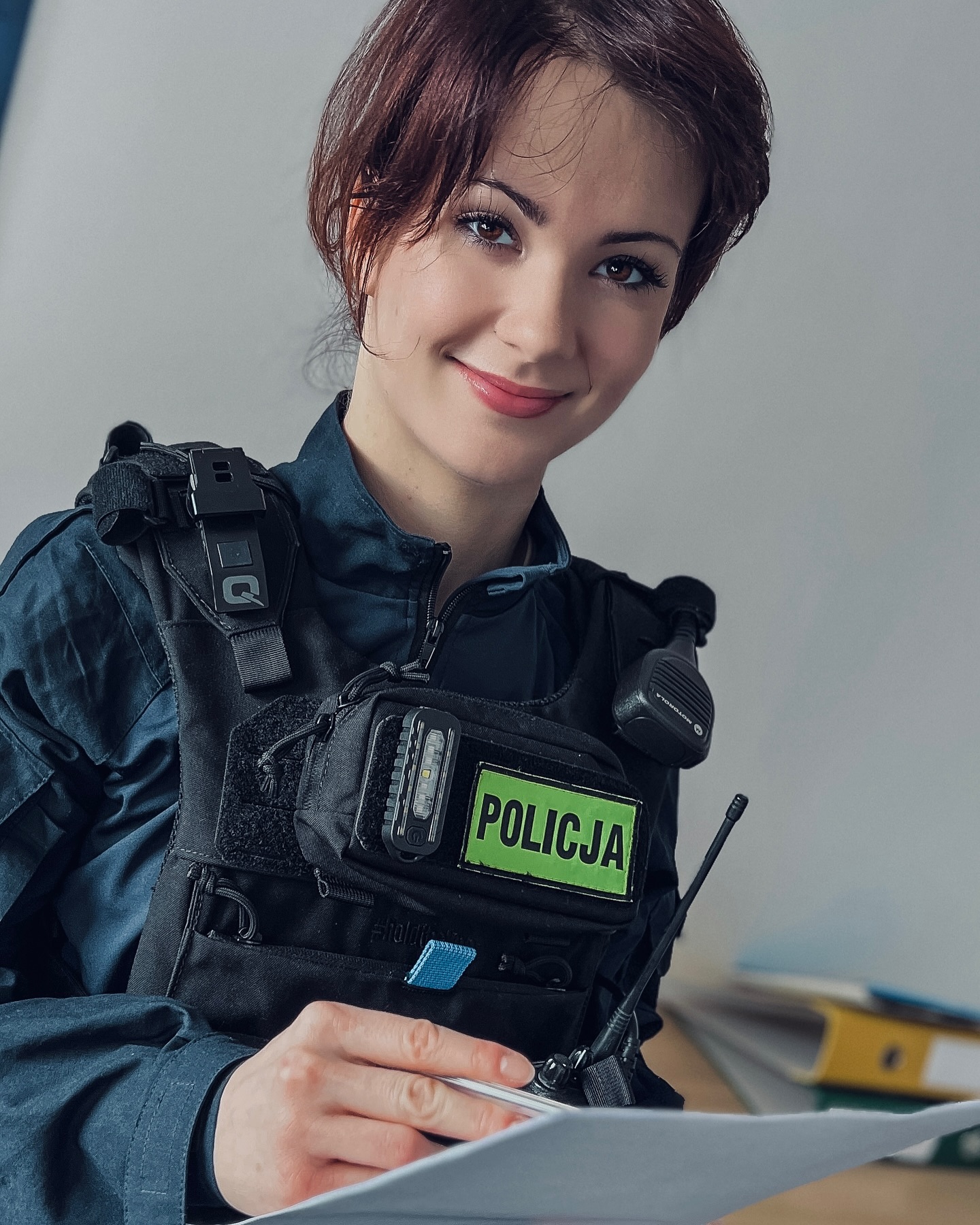 Kobiety w policji, czyli ponad 22 000 pań w mundurze. Jak wygląda praca policjantki i na co można liczyć?